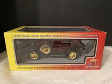 NEW Motor City Classics 1931 Ford Model A Roadster Rubelite Red 1/18 Scale