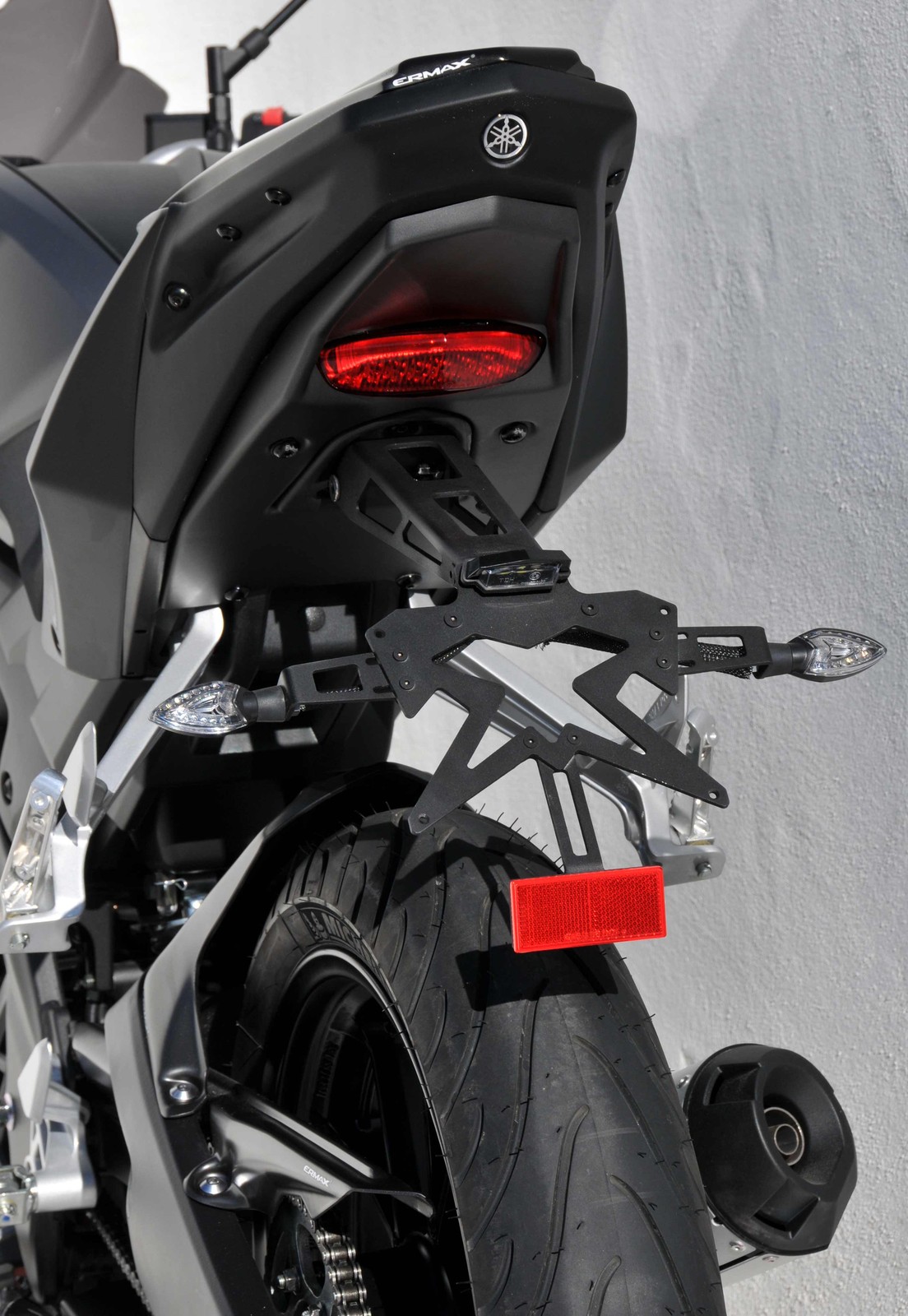Passage de roue PDR Ermax brut protection et design pour Yamaha MT 125