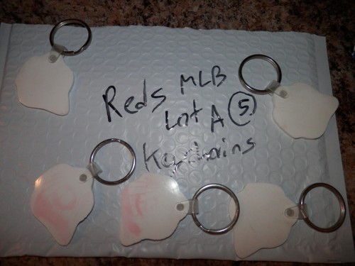 Cincinnati Reds Key chain lot (5) NEW VTG 1993 90's rubber keychain Lot A - Picture 2 of 8