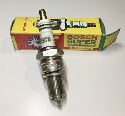 Bosch W8DC Zündkerze Super 0241229574 Spark Plug candela di accensione