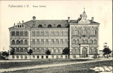 Ak Falkenstein im Vogtland,  Neue Schule,  Schulgebäude - 4840821