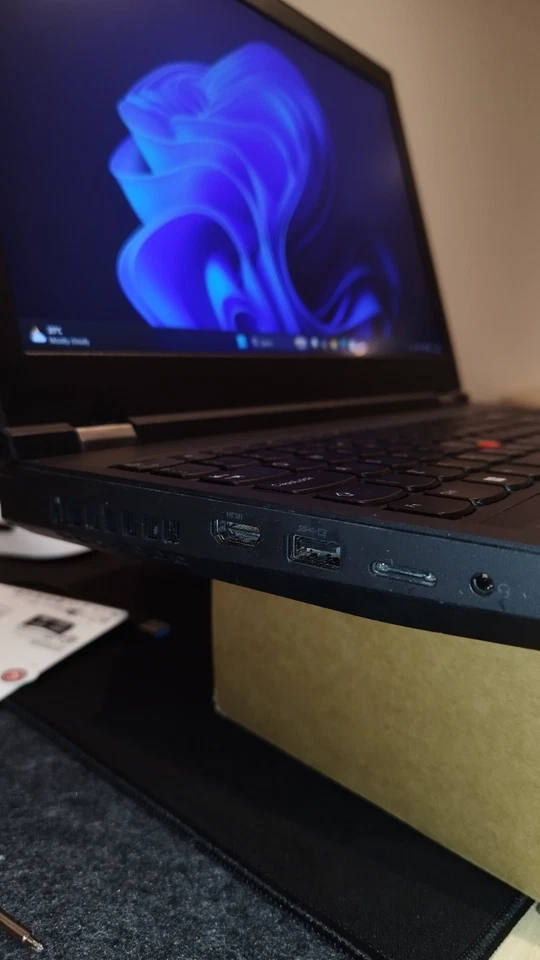 Lenovo ThinkPad P15 G2 · i9-11950H · 32GB · 477GB, photo 4 of 5