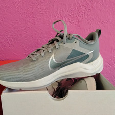Nike Mens Gray Low Top Lace Up Athletic Sneak...