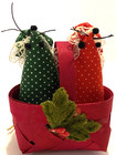 VTG Handcrafted 2 Granny Mice/Woven Wicker Christmas Basket 3.25"x2.5" Ornament — photo 2