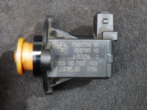 BMW E82 F20 F22 E90 F30 F32 F10 F11 F06 F25 F01 E70 E71 Elektro-Ventil 7601058
