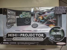 EyeClops Mini Projector Video Projector by Jakks Pacific New SEALED