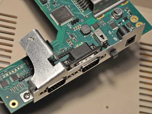 Commodore Ultimate64 Elite keyboard steel brackets with screws! New! - Zdjęcie 5 z 10