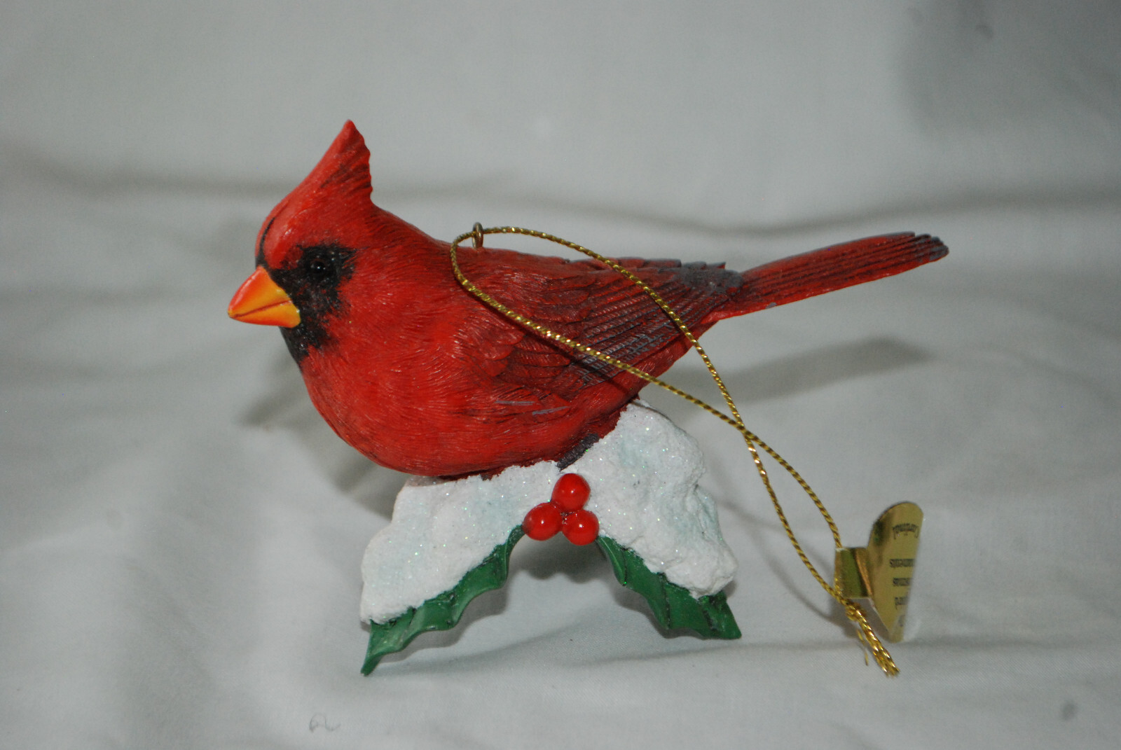 Danbury Mint CARDINAL Songbird Christmas Tree Ornament Bird Figurine Gold Tag