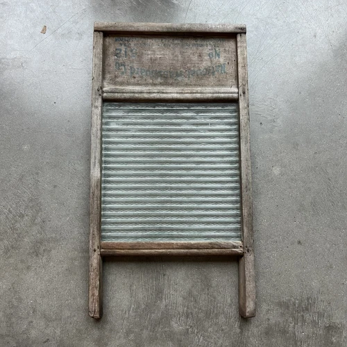 Antique National Washboard Co. No. 512 Victory Glass Washboard Vintage Wooden