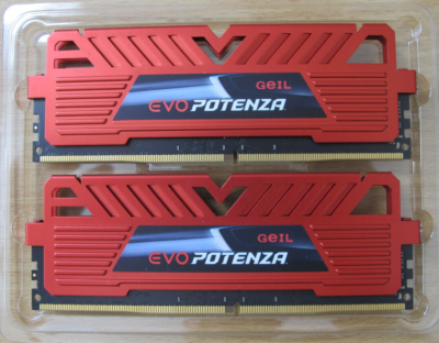 GeIL EVO POTENZA 16GB (2x8GB) PC4-19200 DDR4-2400 RAM Gaming