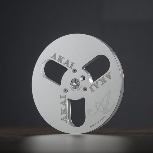 A NEW PRO AKAI 7" Silver Aluminum Take Up Reel Empty For 1/4" Tape Recorders