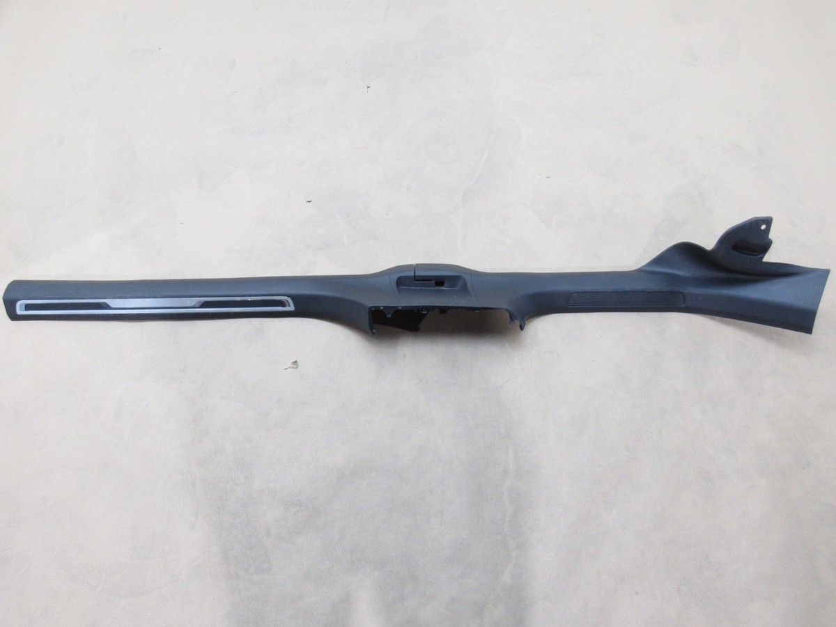 Volkswagen Jetta GLI 2022 Left Illuminated Door Sill Scuff Plate