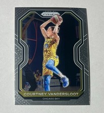 2021 Panini Prizm WNBA Courtney Vandersloot #10 Chicago Sky