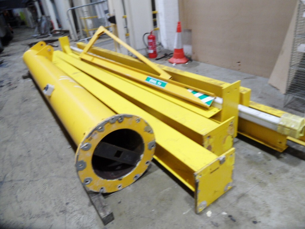 PILLAR SWING JIB CRANE +1000KG CAPACITY+ 3.2M ARM & 4.3M PILLAR + ELECTRIC HOIST eBay