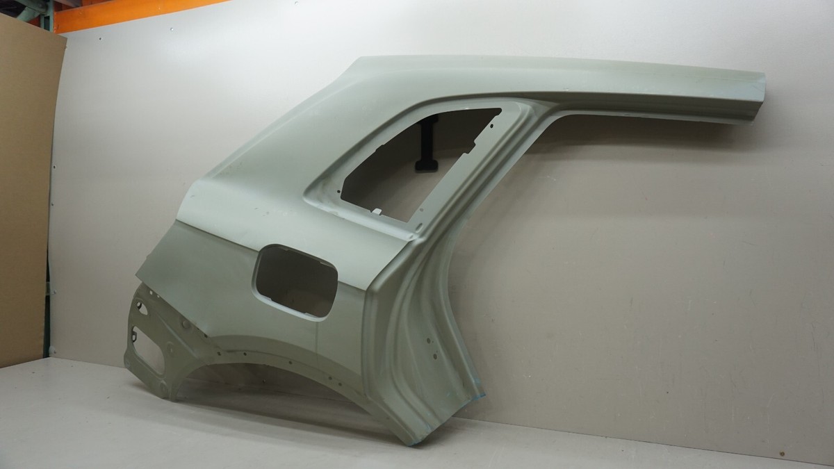 2018-2019 AUDI Q5 REAR RIGHT PASSENGER SIDE BODY QUARTER PANEL OEM