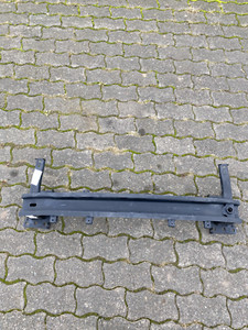 VW Tiguan Aufpralldämpfer vorne 5NA927747 Pralldämpfer Stoßstange