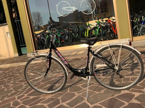 UNA BICICLETTA NUOVA BIANCA CAUSA ACQUISTO ERRATO | eBay