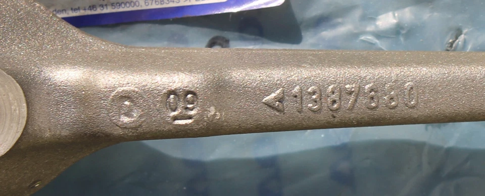 NUEVO Brazo de control delantero izquierdo genuino OEM VOLVO 740, 760, 940, 960 Foto 4 de 4