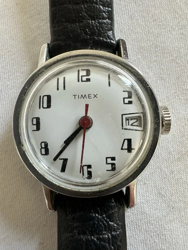 VINTAGE 1970'S TIMEX Ladies WATCH With Date