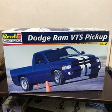 Level Monogram 1/25 Dodge Ram VTS Pick up Model Plastic