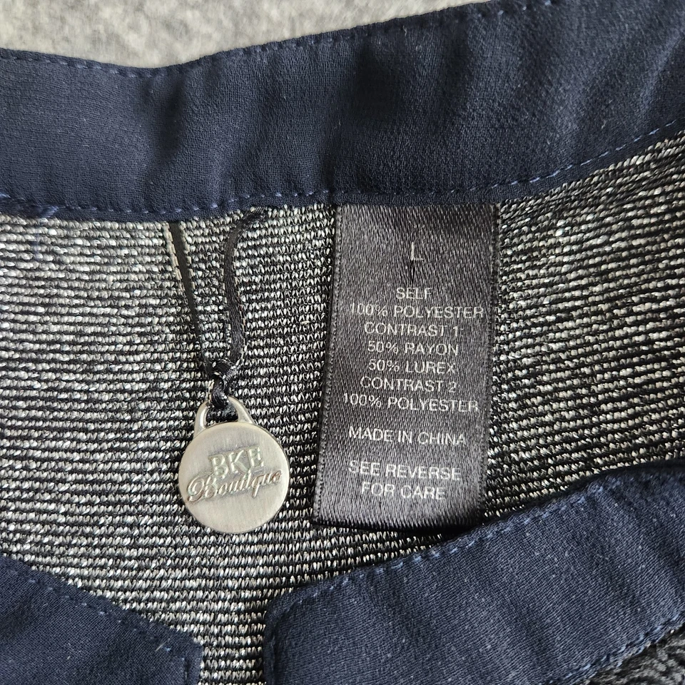 Top de encaje transparente brillante BKE Boutique para mujer L azul con flecos bordados con botones Foto 4 de 4