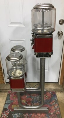 Beaver 4 head unit with stand bulk vending gumball candy nut toy