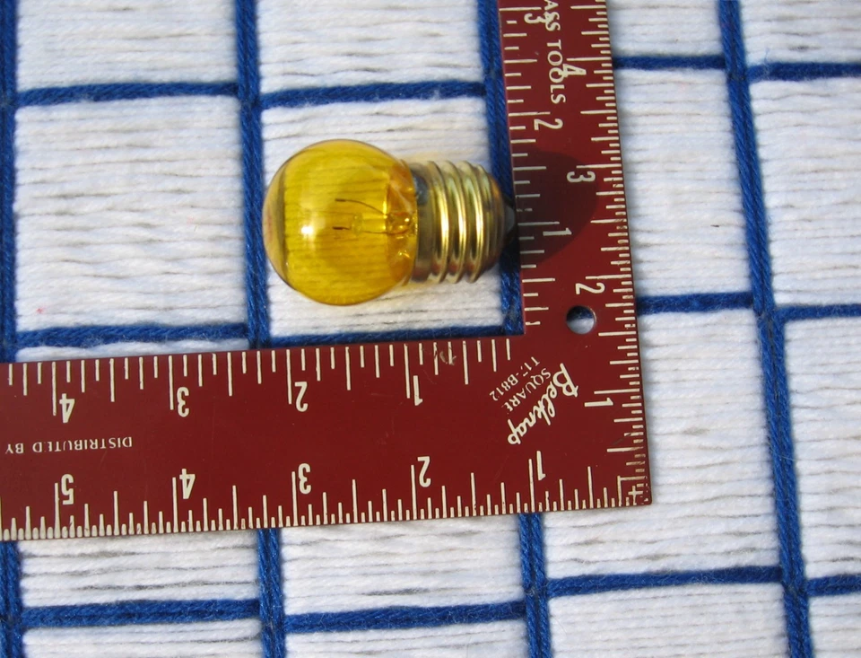 BOXof 25 NEW marquee S11 transparent YELLOW 7.5S11 TY sign night LIGHT BULB 7.5w - Image 2 of 3