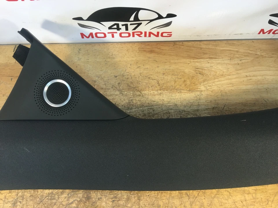 Audi R8 V8 LH 2009 lado izquierdo del conductor interior panel de ajuste de pilar OEM 2346 Foto 3 de 4