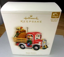 HALLMARK KEEPSAKE HAPPY HAULERS ORNAMENT MAGIC SERIES, IN ORIGINAL BOX, 2006