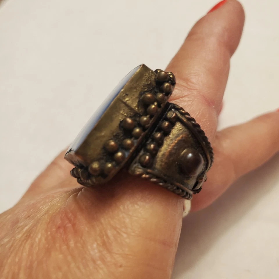 ¿Lapislázuli? Anillo ajustable de joyería de cobre de regalo hecho a mano con piedras preciosas azules  Foto 3 de 4