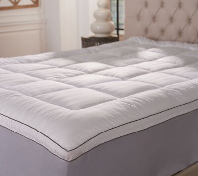 Northern Nights Twin Luxury Plush Hypoallergenic Mattress Topper  USED