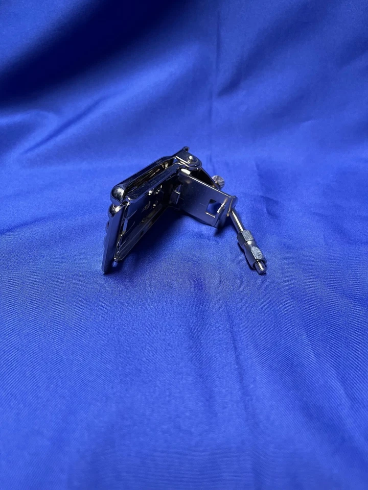 Saga Clamshell Style Banjo Tailpiece P-111 - Image 3 of 4