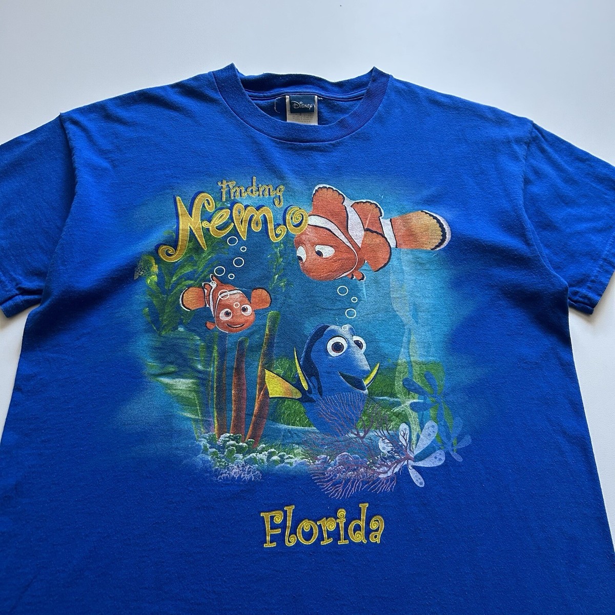Vintage 2000s Find Nemo Disney Movie Graphic T Shirt Youth XL Blue 