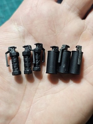 GI JOE Snake Eyes FIGzero ThreeA  ThreeZero Grenades Smoke Bombs Explosives 1/6