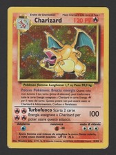 Charizard Holo Set Base 4/102 ITA – Carta Pokémon Rara