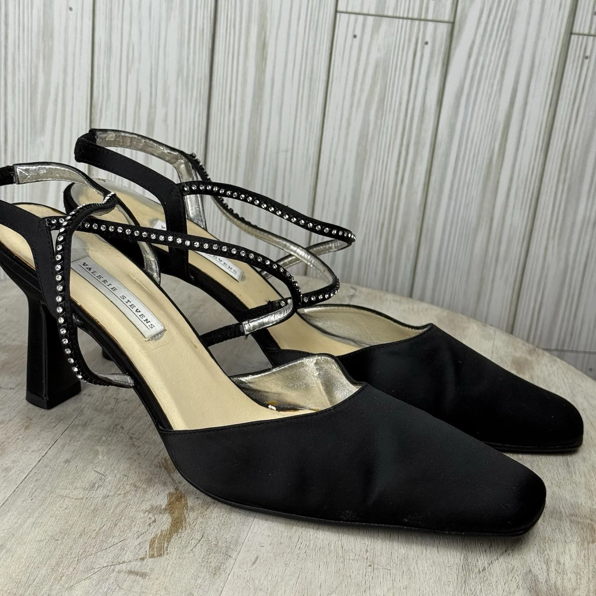 Escarpins Valerie Stevens - Talon Bloc Doré Satin Brodé - Taille US 8.5 B - Neufs Sans Boîte