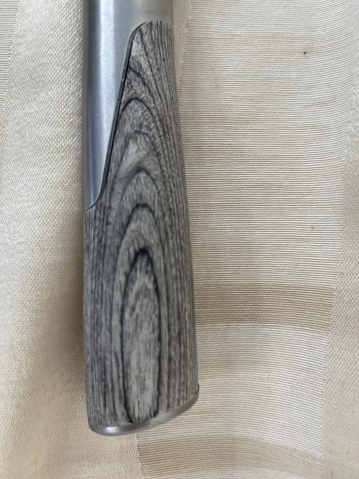 Cuchillo para pan y cuchillo de chef de diseñador IKEA SLITBAR Mårten Cyrén mango de madera gris Foto 4 de 4