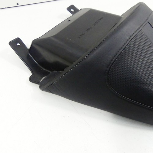 Harley-Davidson V-Rod Night Rod Special Seat Passenger Seat 37820 - Picture 4 of 8