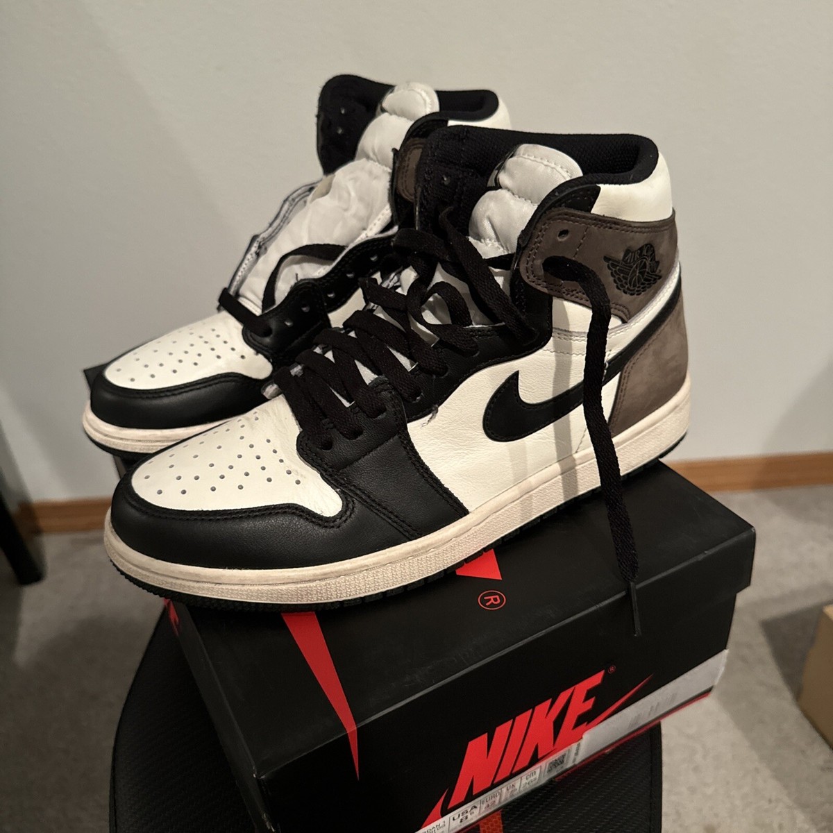 Size 8.5 - Jordan 1 Retro OG High Dark Mocha 194498335109| eBay