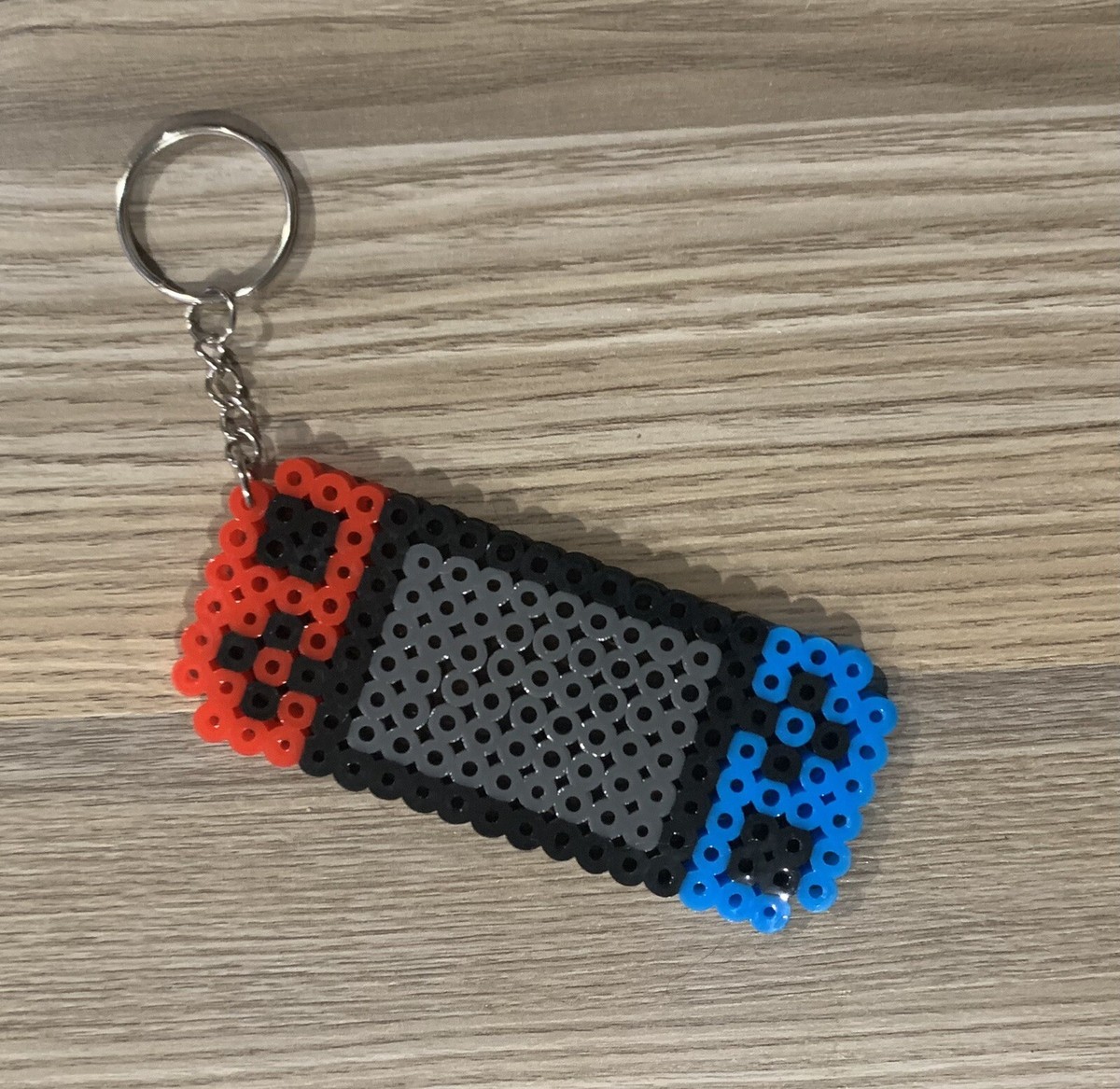 【VACANT ARCHIVE】PEACEPIECE BEADS KEYRING Peace Sign Keychain, Paper Bead | Ornaments 4 Orphans®
