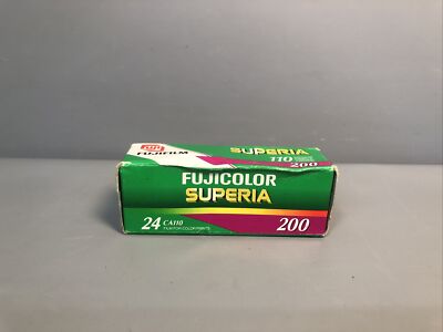 FUJIFILM | Fujicolor Superia 200 | 24 EXP. 110 Kassette | Abgelaufen 2005/7 #F9