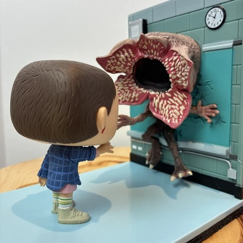 Funko Pop! Stranger Things Eleven and Demogorgon #727 Vinyl Figure TV Netflix