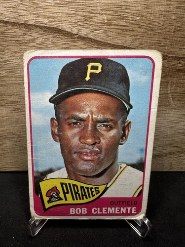 1965 Topps #160 Roberto "Bob" Clemente Good-GD+ - Pittsburgh Pirates