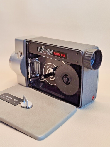 1963 Vintage KONICA 8E Konishiroku 12mm/F1.4 Camcorder - Not Tested
