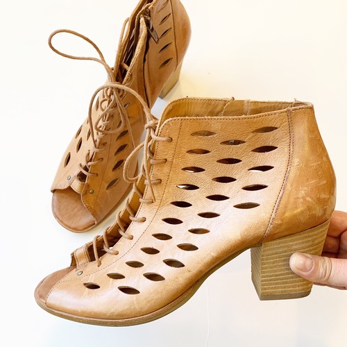 paul green bali lace up bootie