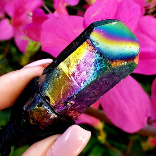 Colgante y collar de piedras preciosas de cristal con punta de cuarzo aura arco iris de titanio - 1 pieza - Imagen 6 de 9
