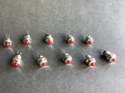 LED Panel Mount Blinker Messingblende, rot, 2V DC, 6,1mm, 30mA, 2,5mcd x 10 Stück