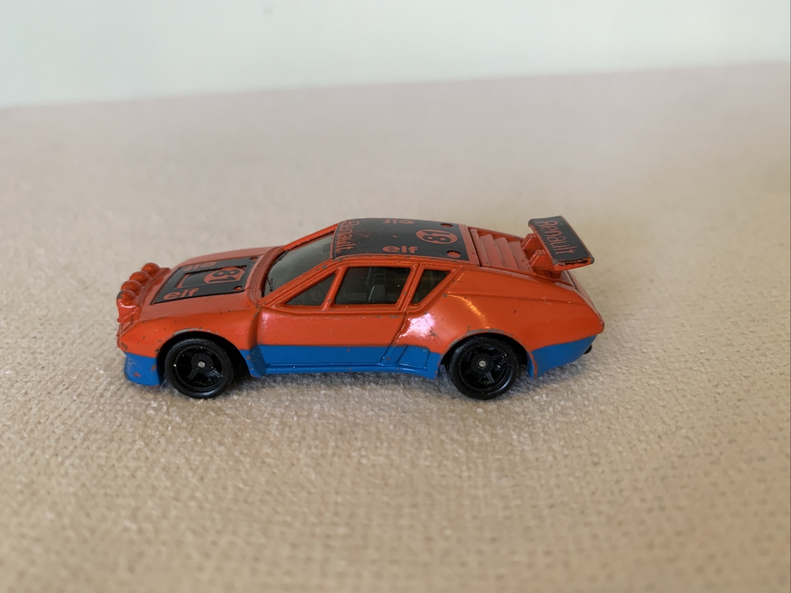 Picture 4 of 19