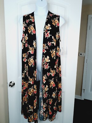 NWT LueLaRoe L ''Joy'' Black Floral Long Cover Up Topper With Side Slits