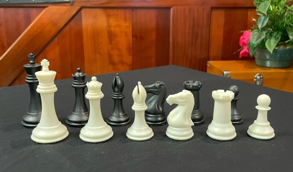 The Collector Series Plastic Chess Pieces - 3.75 King